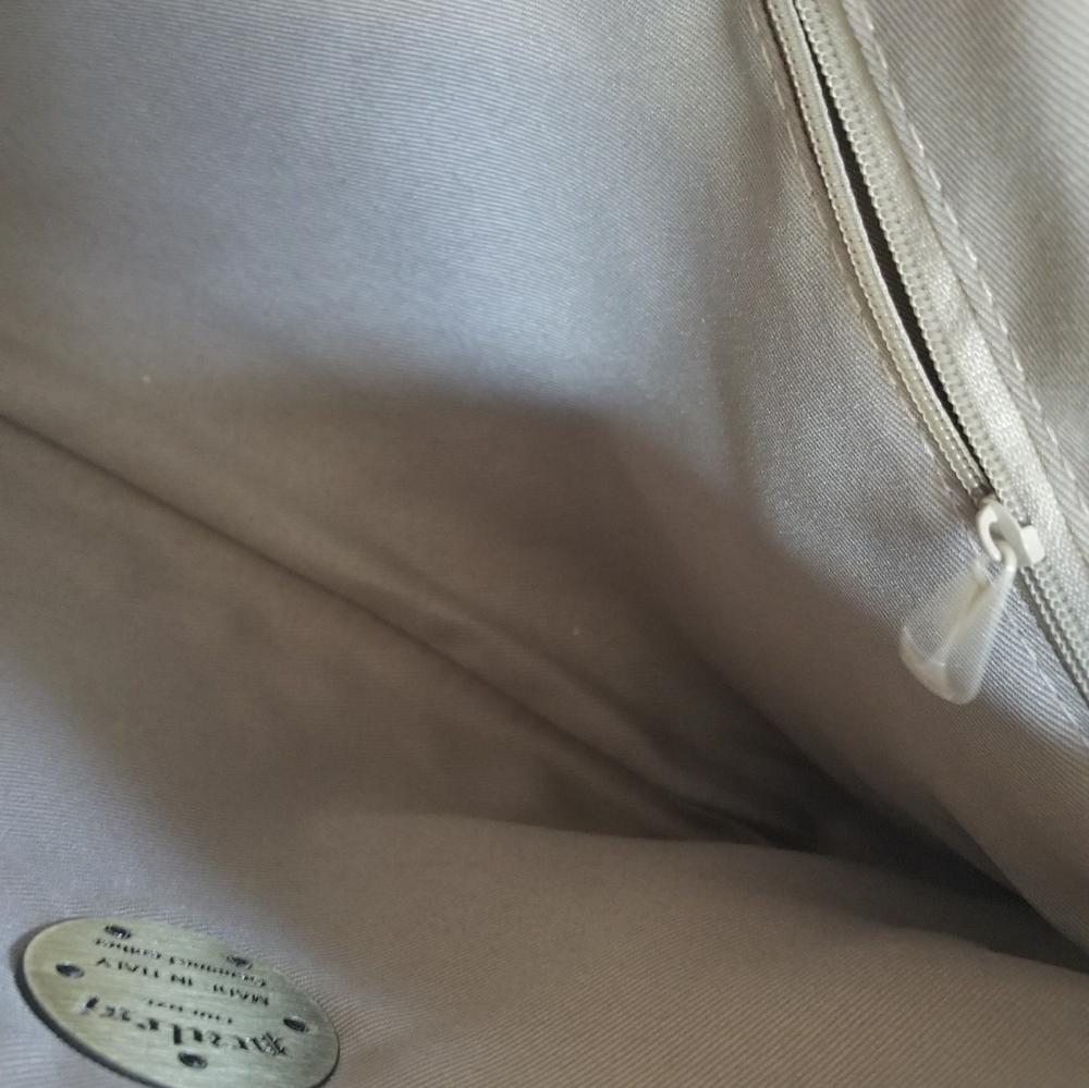 🍁New to the closet🍁 NWOT Pratesi Firenze Genuine Leather clutch - Picture 8 of 9